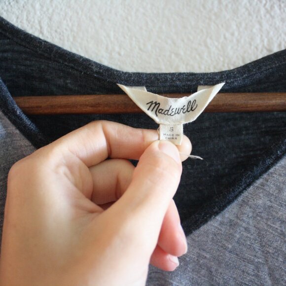 Madewell Anthem Long-Sleeve V-Neck Tee in Colorblock Light Blue/Navy - Picture 4 of 4